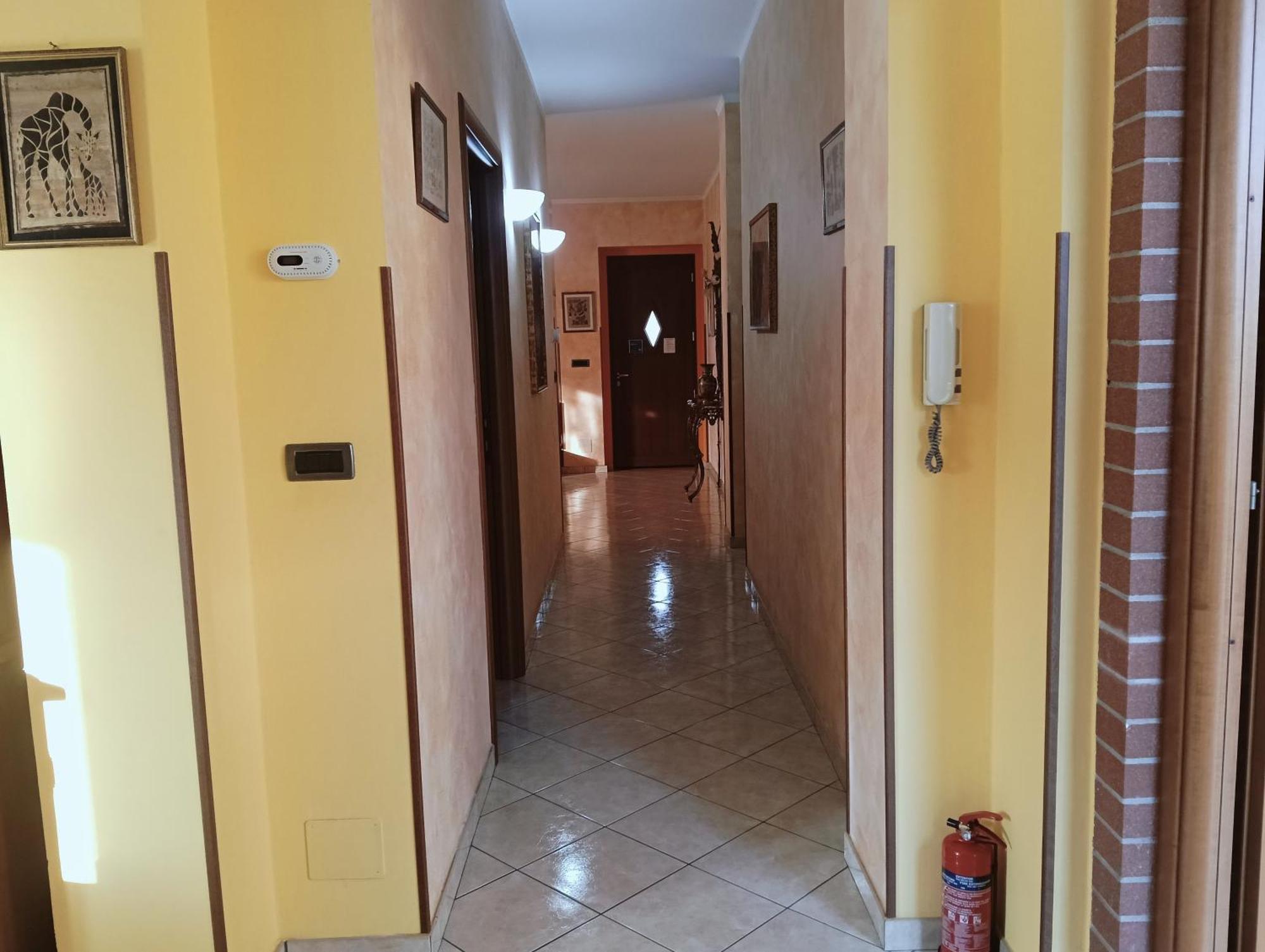 La Casa di Laura Apartment Cirie Bagian luar foto